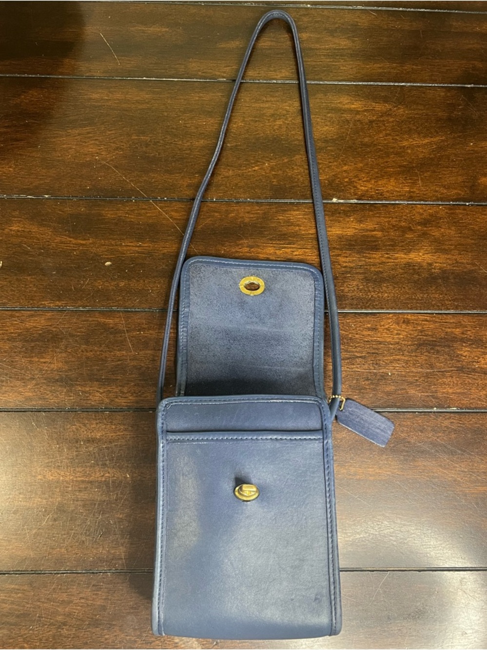 Vintage Coach Blue Leather Scooter Bag - Picture 2 of 15